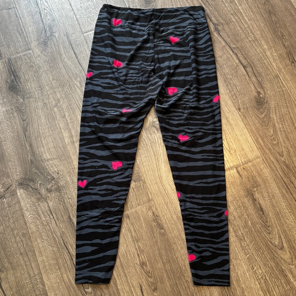 LuLaRoe Women’s Leggings with Black and Pink Heart Zebra Pattern - Picture 3 of 3